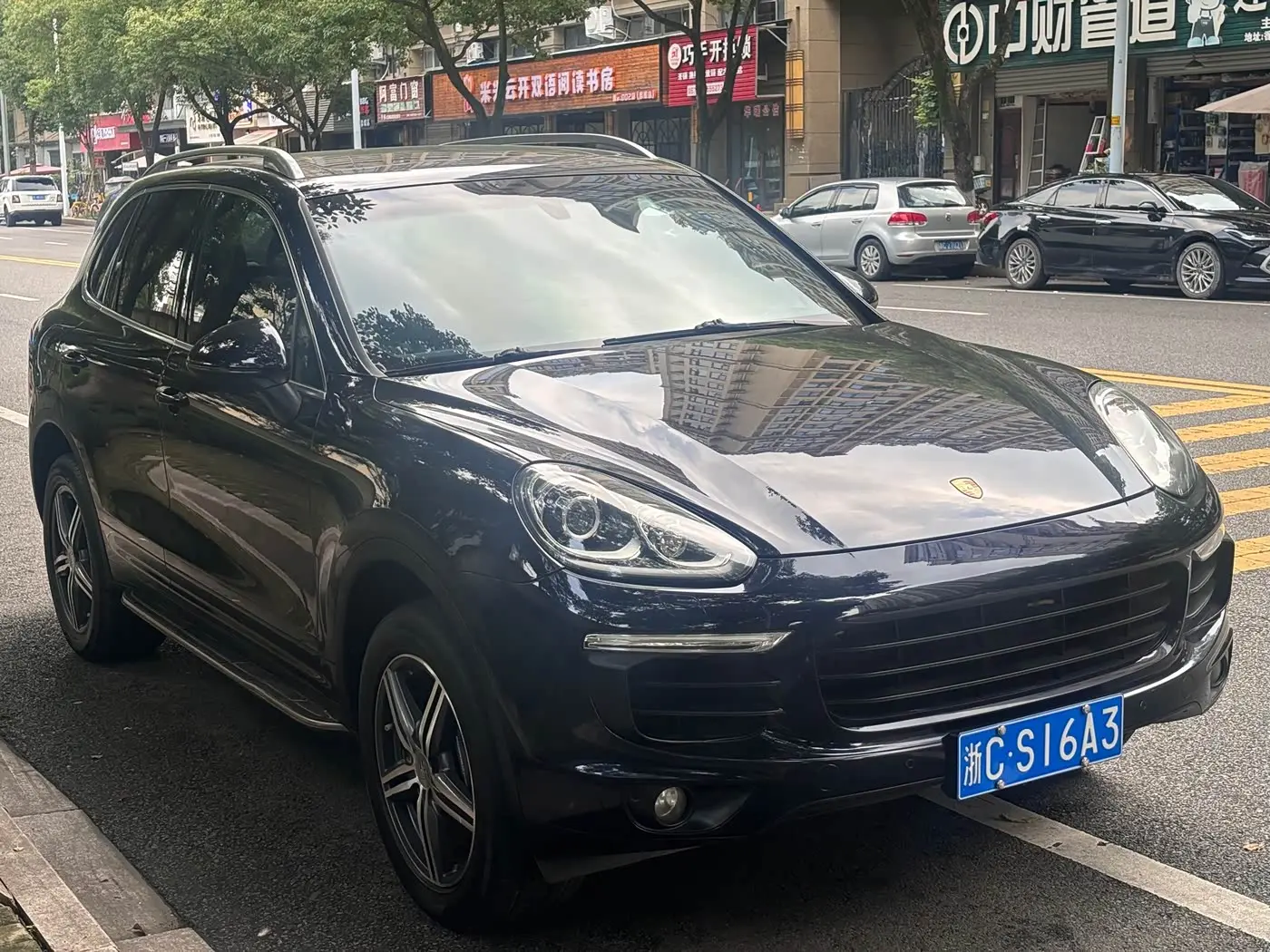 Porsche Cayenne 2016 — Photo 3/16