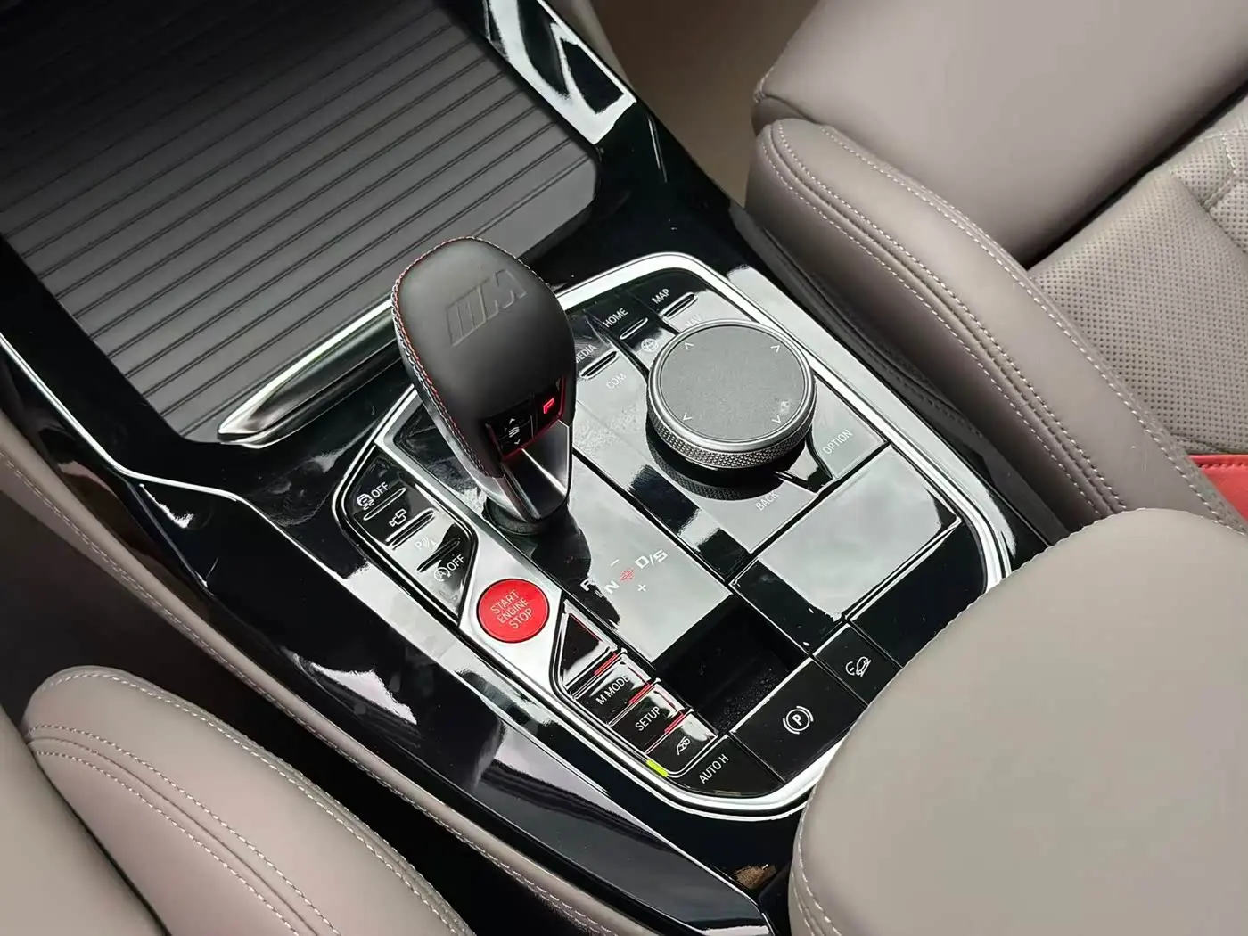 BMW X3 M 2024 — ფოტო 15/20