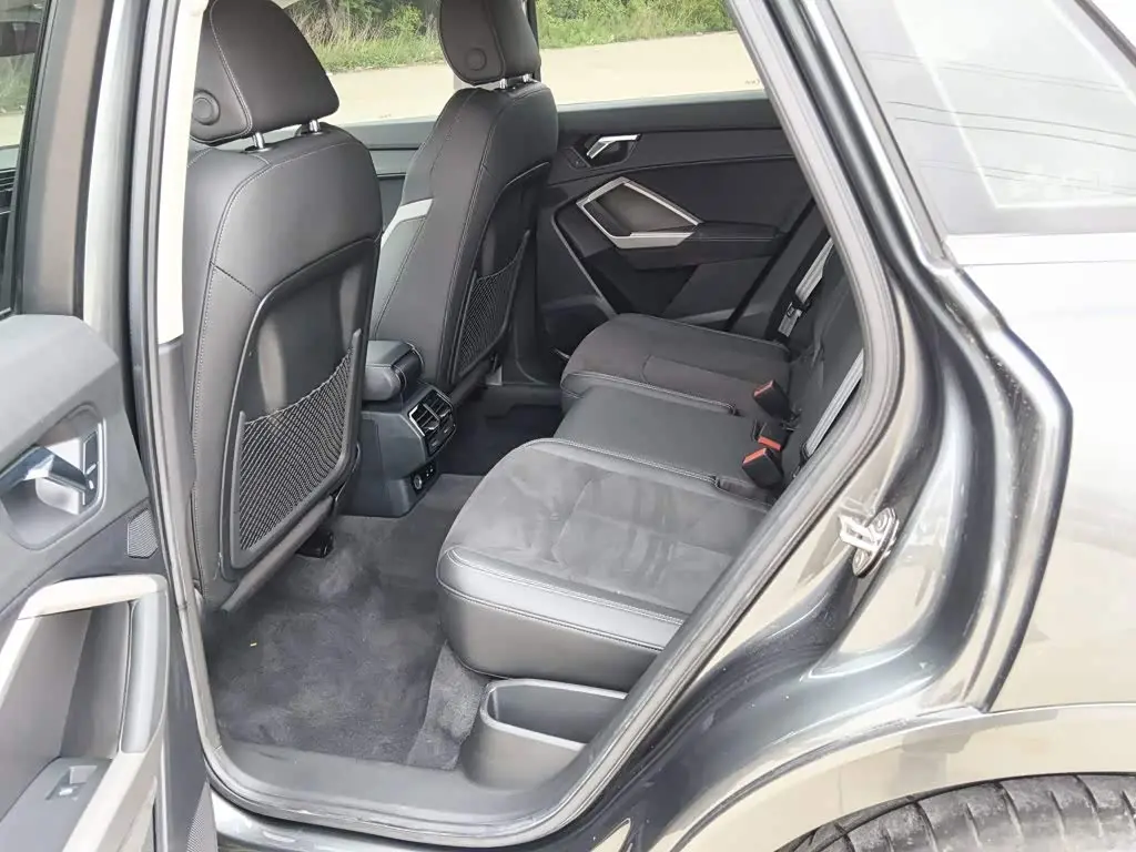 Audi Q3 2022 — Photo 16/20