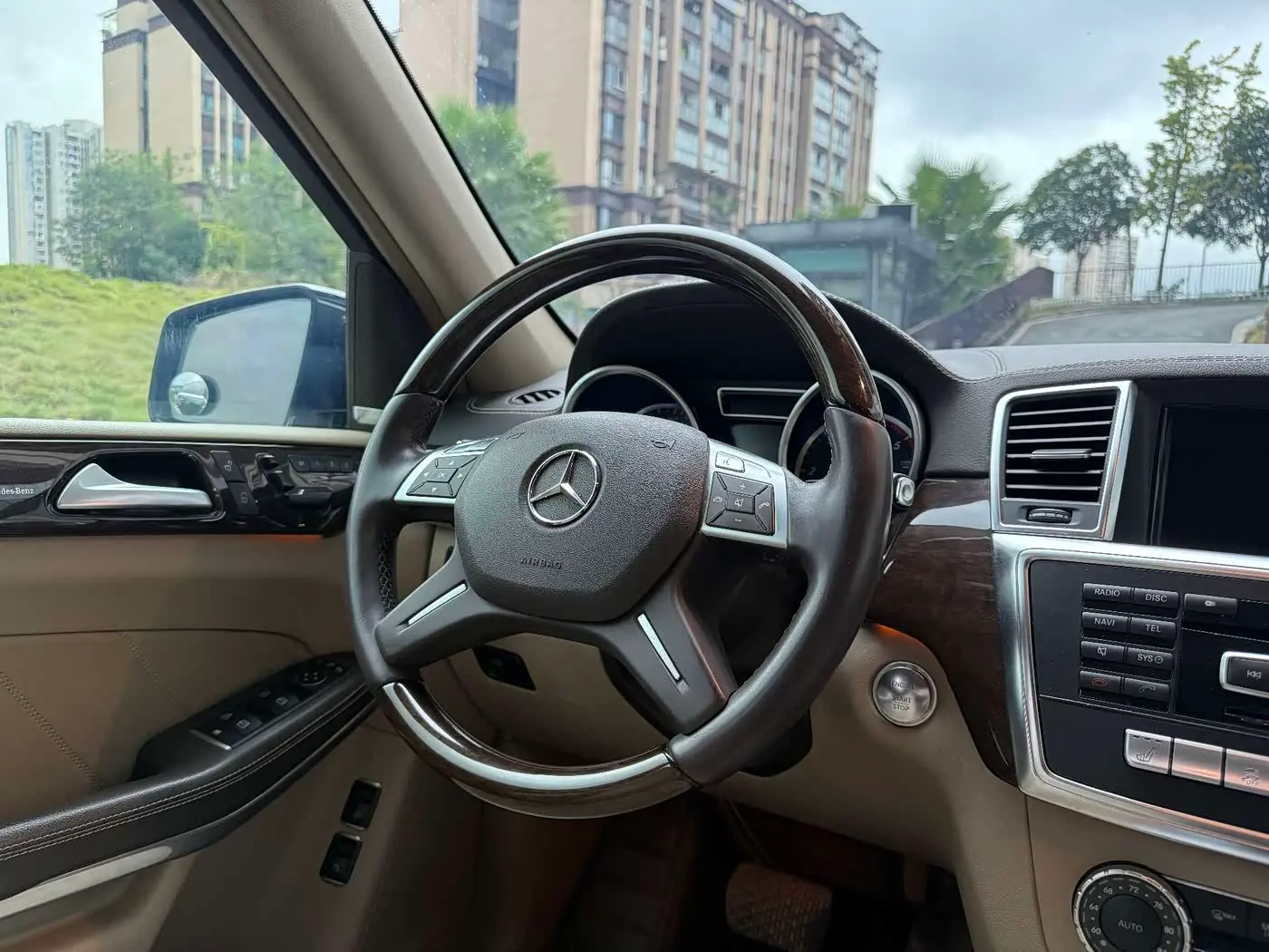 Mercedes-Benz GL-Class 2015 — ფოტო 12/13