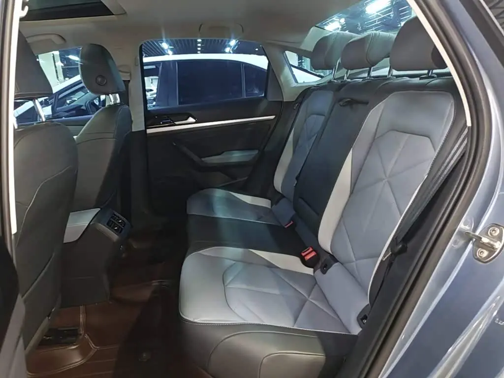 Volkswagen Lavida 2022 — Şəkil 17/20
