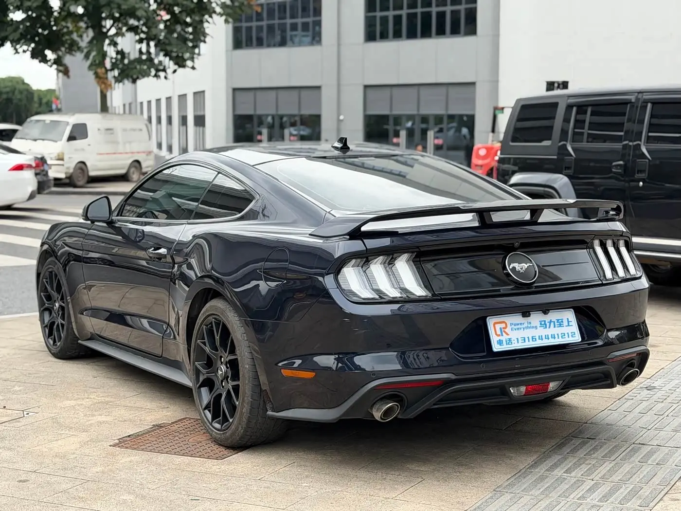 Ford Mustang 2022 — Photo 6/11