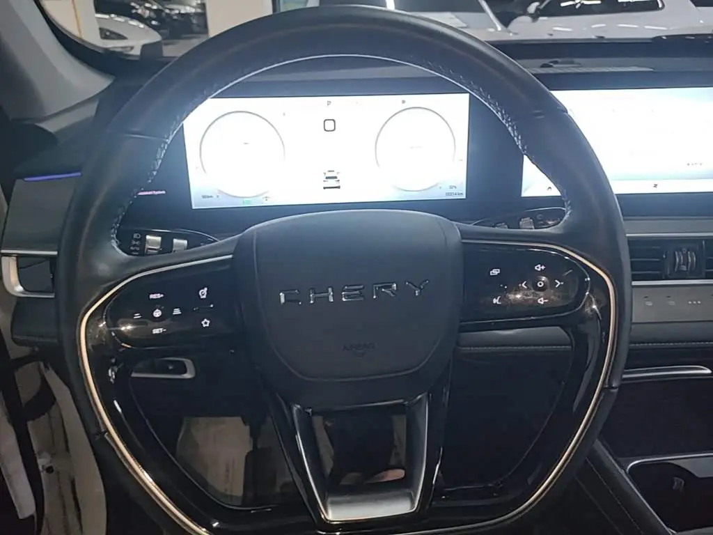 Chery Tiggo 8 PRO EV 2024 — Фото 11/20