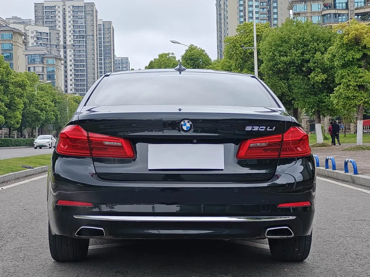 BMW 5 Series 2018 — Şəkil 5/17