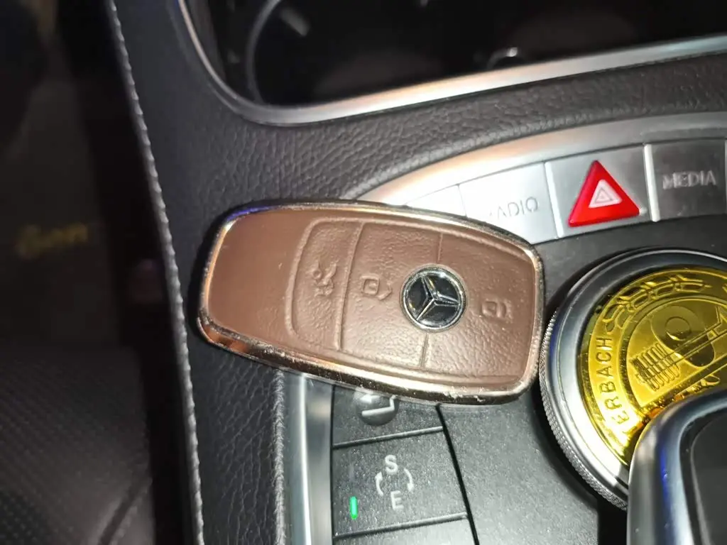 Mercedes-Benz S-Class 2015 — Photo 9/14