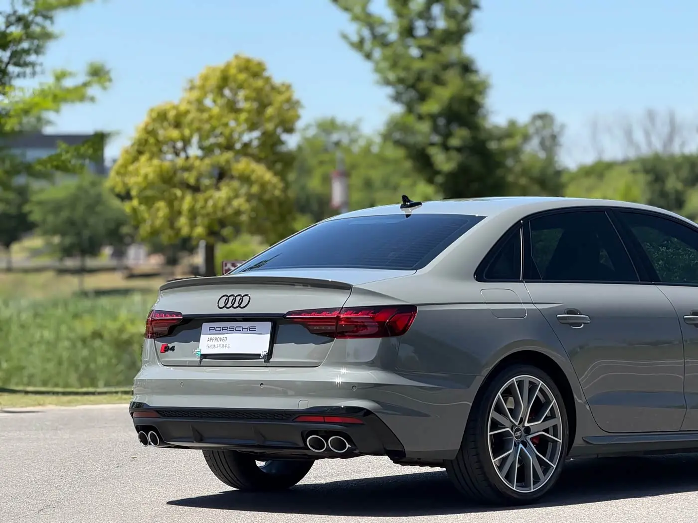 Audi S4 2022 — Photo 7/16