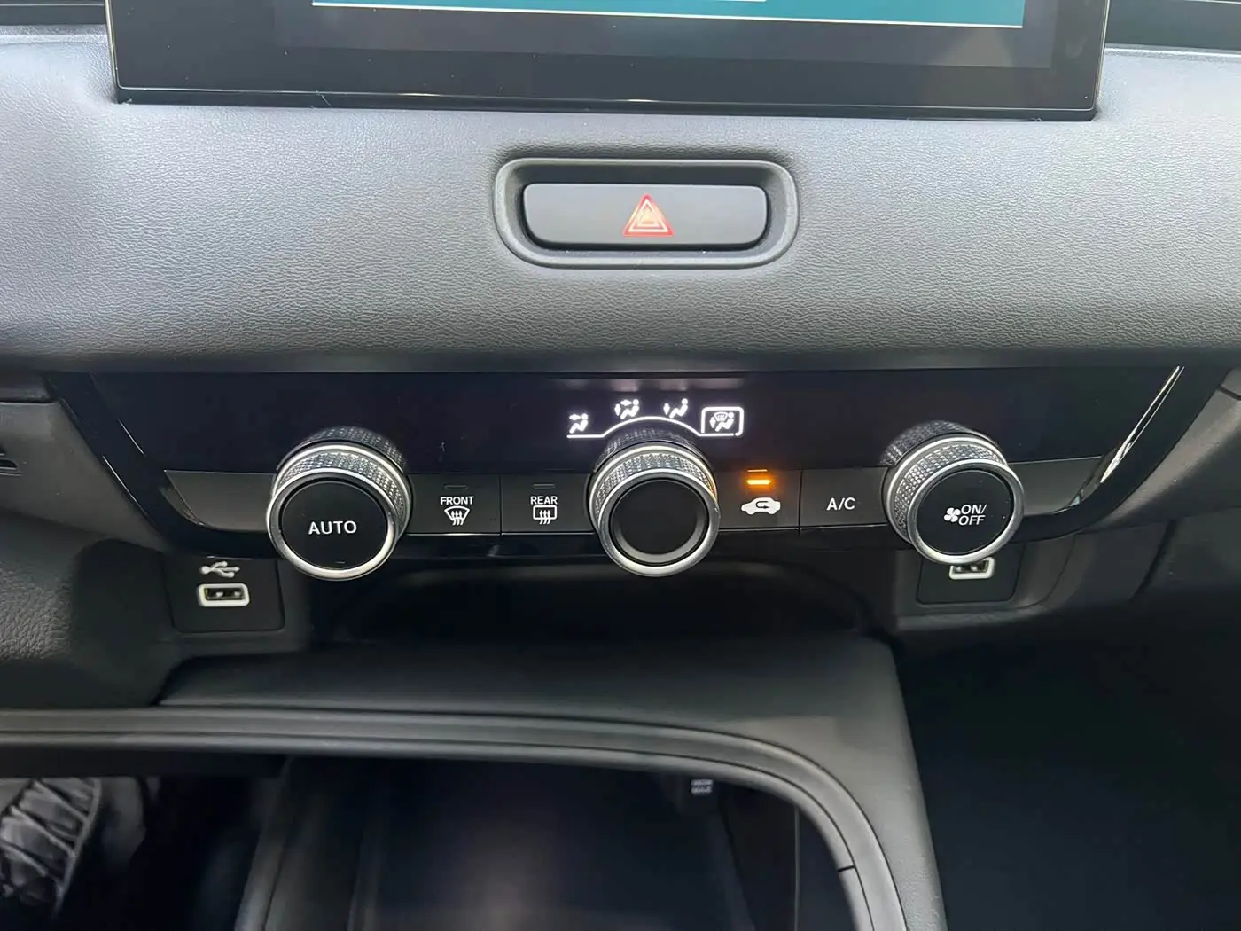 Honda Vezel 2024 — Фото 12/18