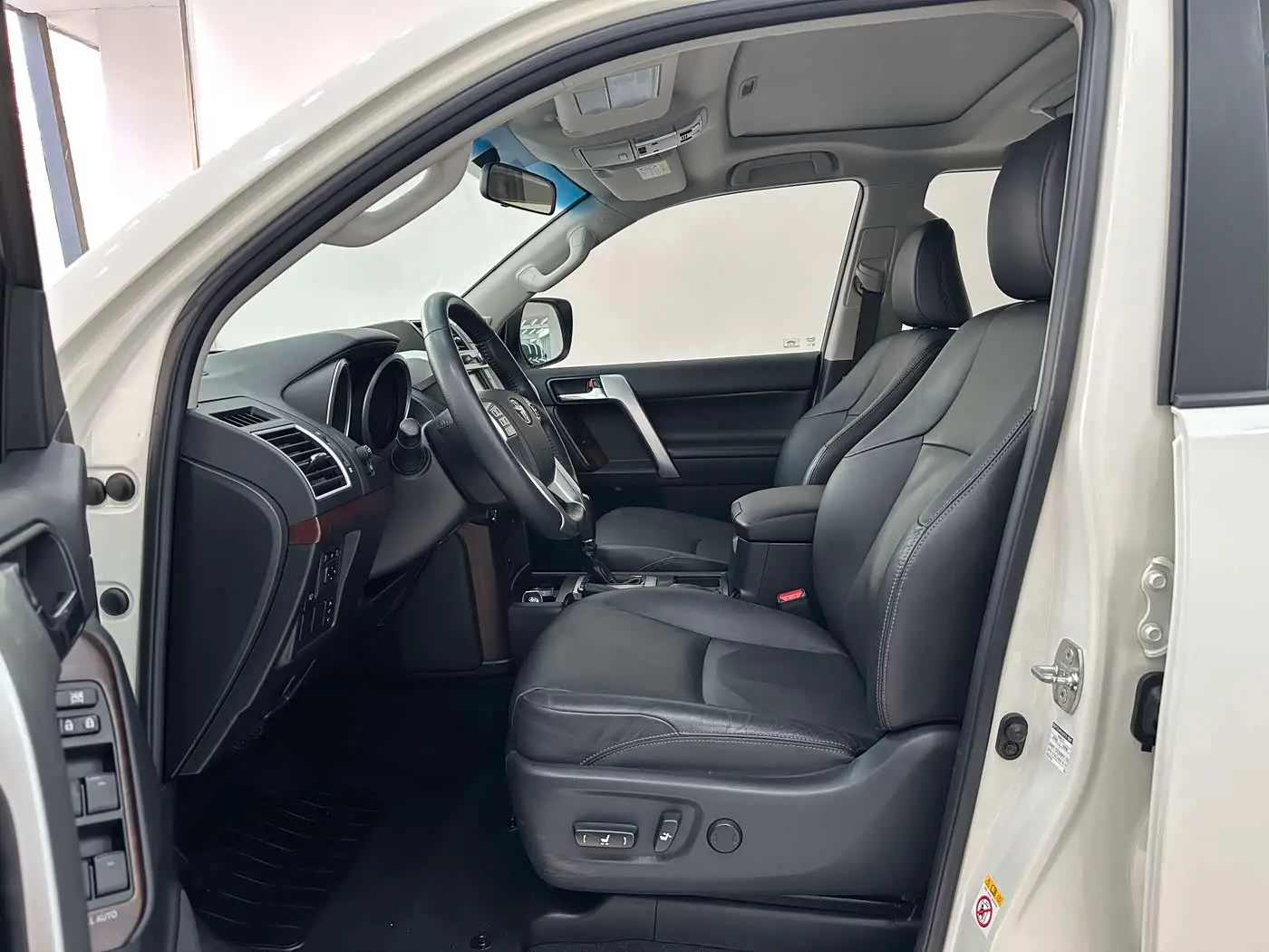Toyota Prado 2017 — Şəkil 4/20