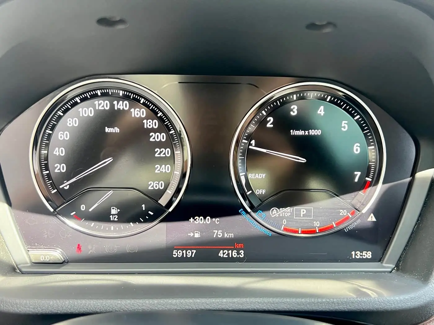 BMW X1 2021 — Şəkil 14/14