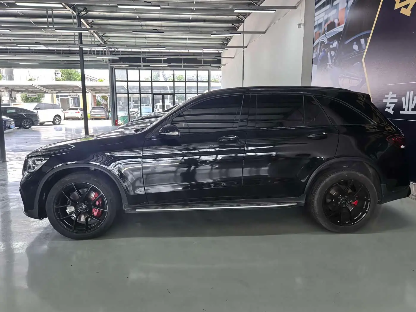 Mercedes-Benz GLC AMG 2021 — Photo 5/20