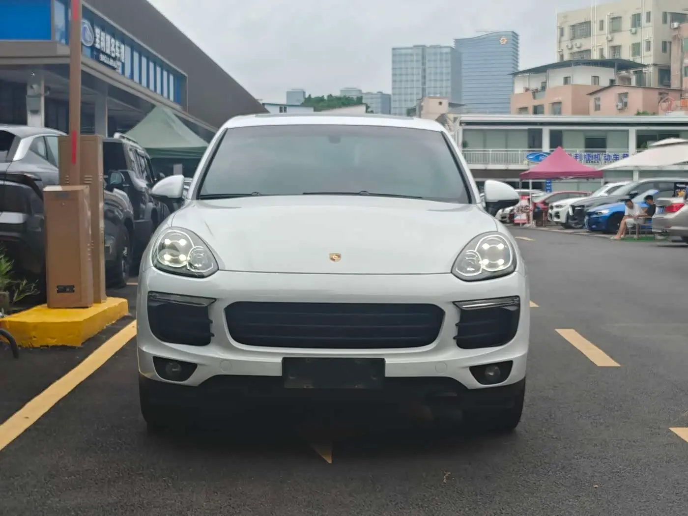 Porsche Cayenne 2015 — Фото 2/11