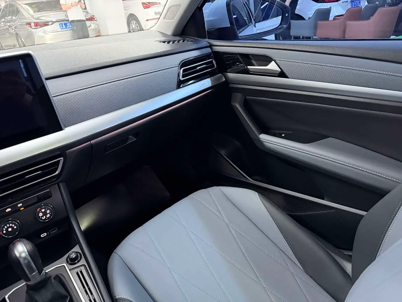 Volkswagen Lavida 2023 — Şəkil 11/19