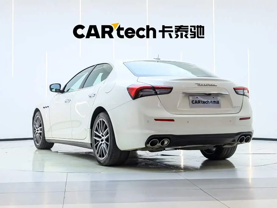 Maserati Ghibli 2021 — Photo 8/20