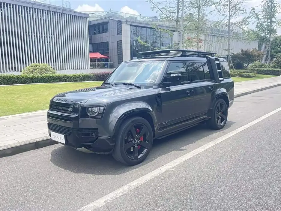 Land Rover Defender, 2023