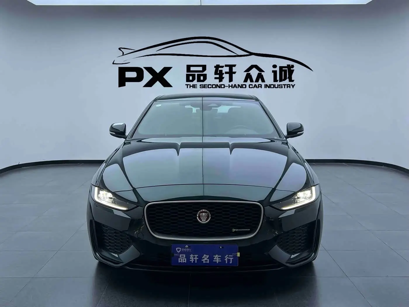 Jaguar XEL 2023 — Фото 2/20