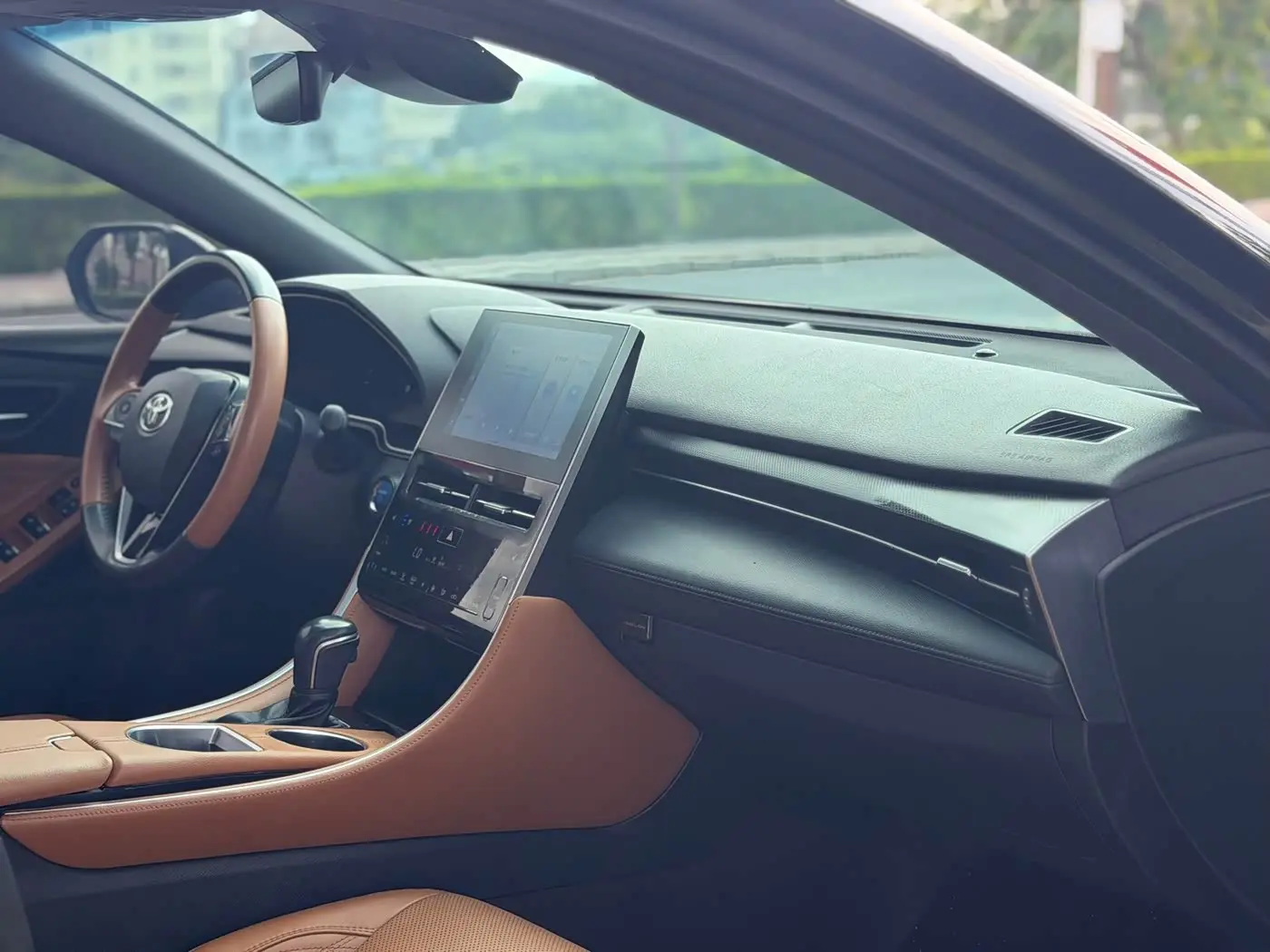 Toyota Avalon 2023 — Photo 14/18