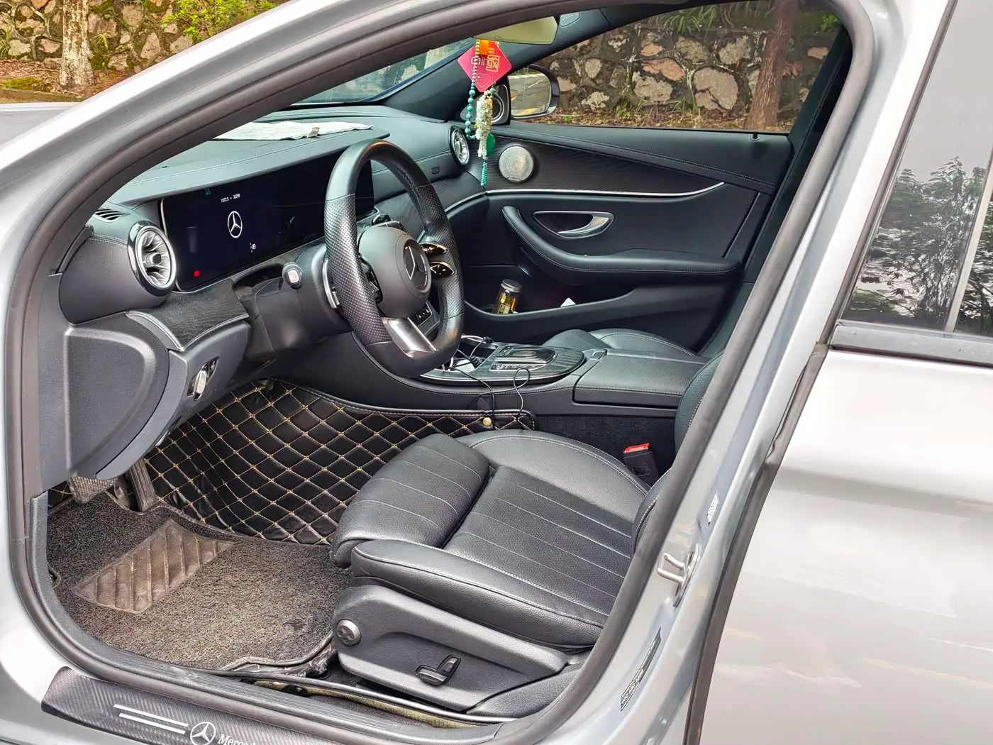 Mercedes-Benz E-Class 2023 — Фото 10/10