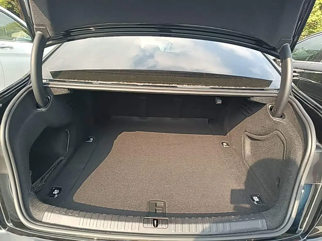 Audi A6L 2024 — Photo 19/20