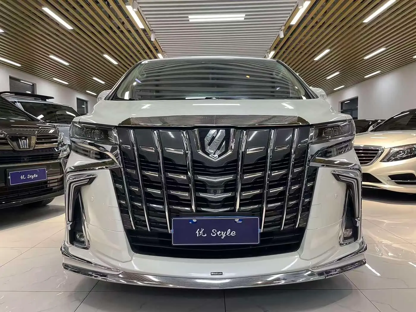 Toyota Alphard 2014 — Şəkil 7/20
