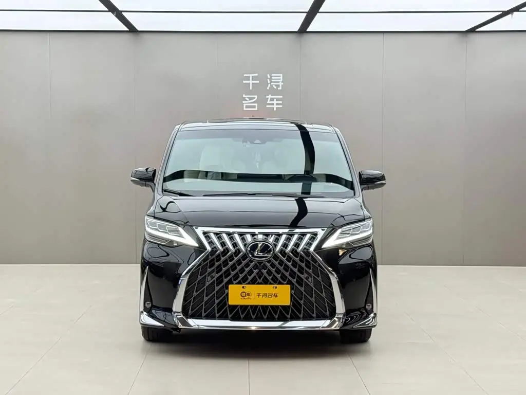 Lexus LM 2020 — ფოტო 2/16