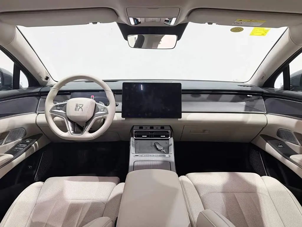 BYD Han L 2025 — Şəkil 13/15
