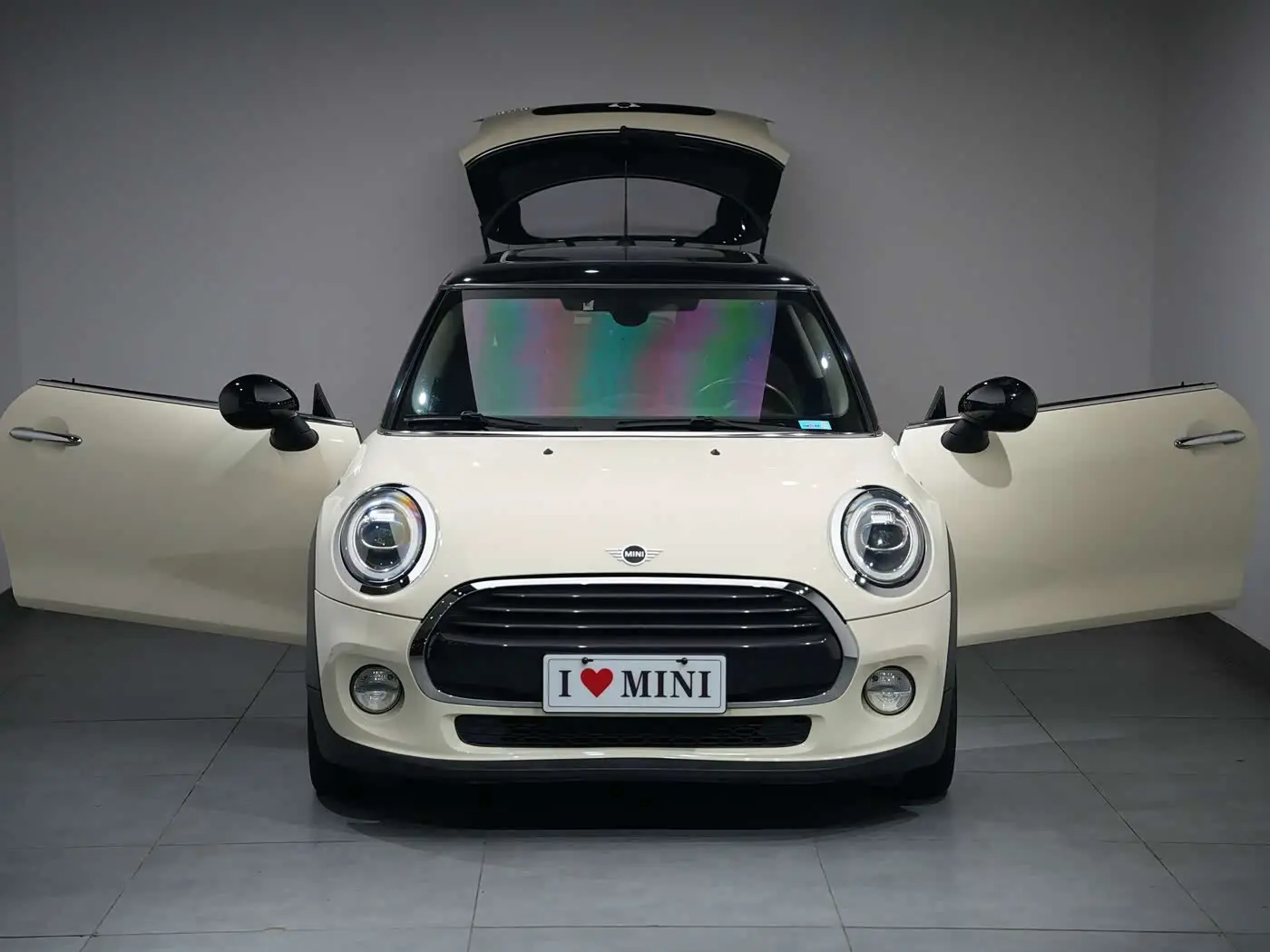 MINI MINI 2018 — Photo 5/20