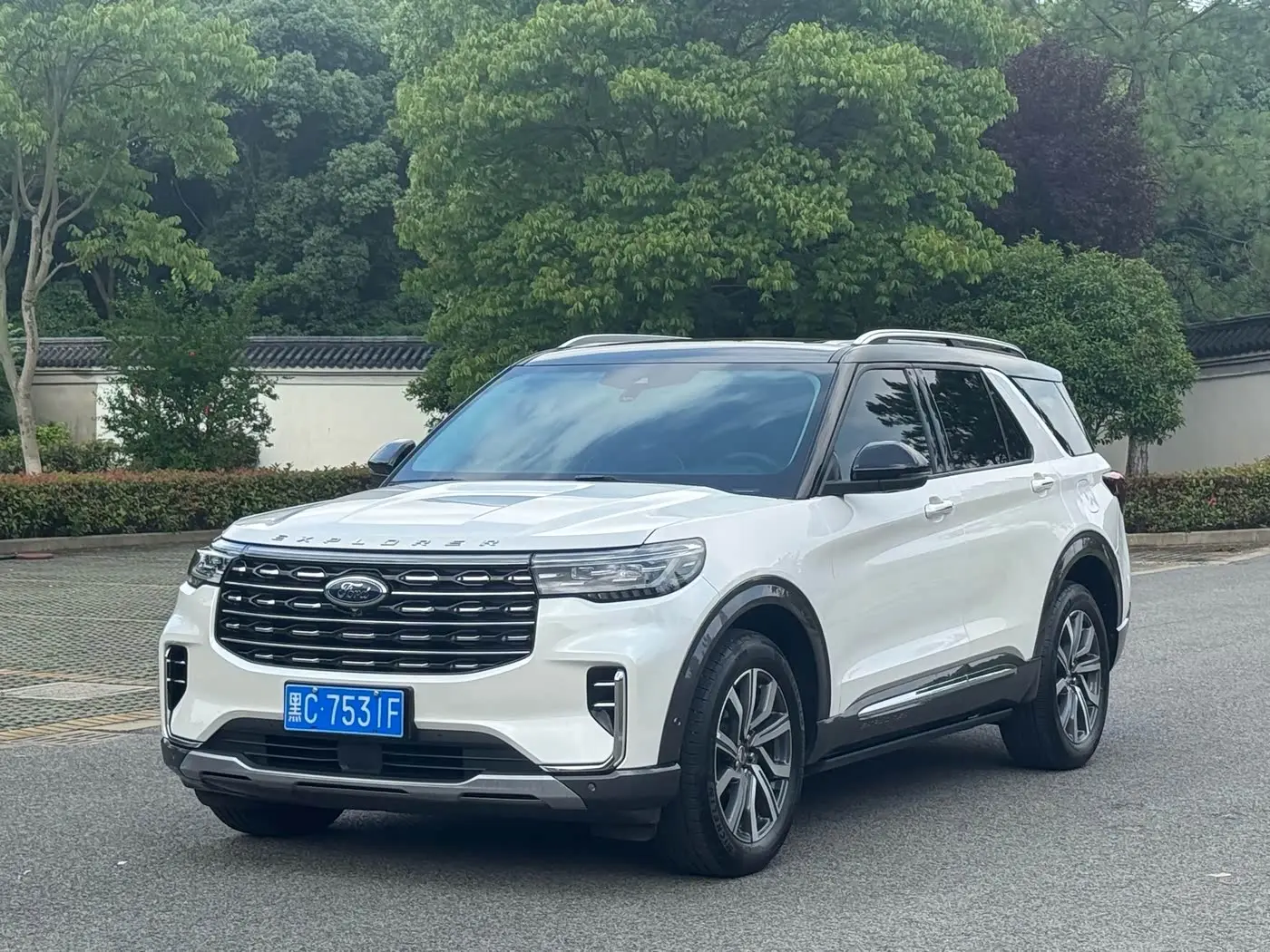 Ford Explorer 2024 — Şəkil 1/20