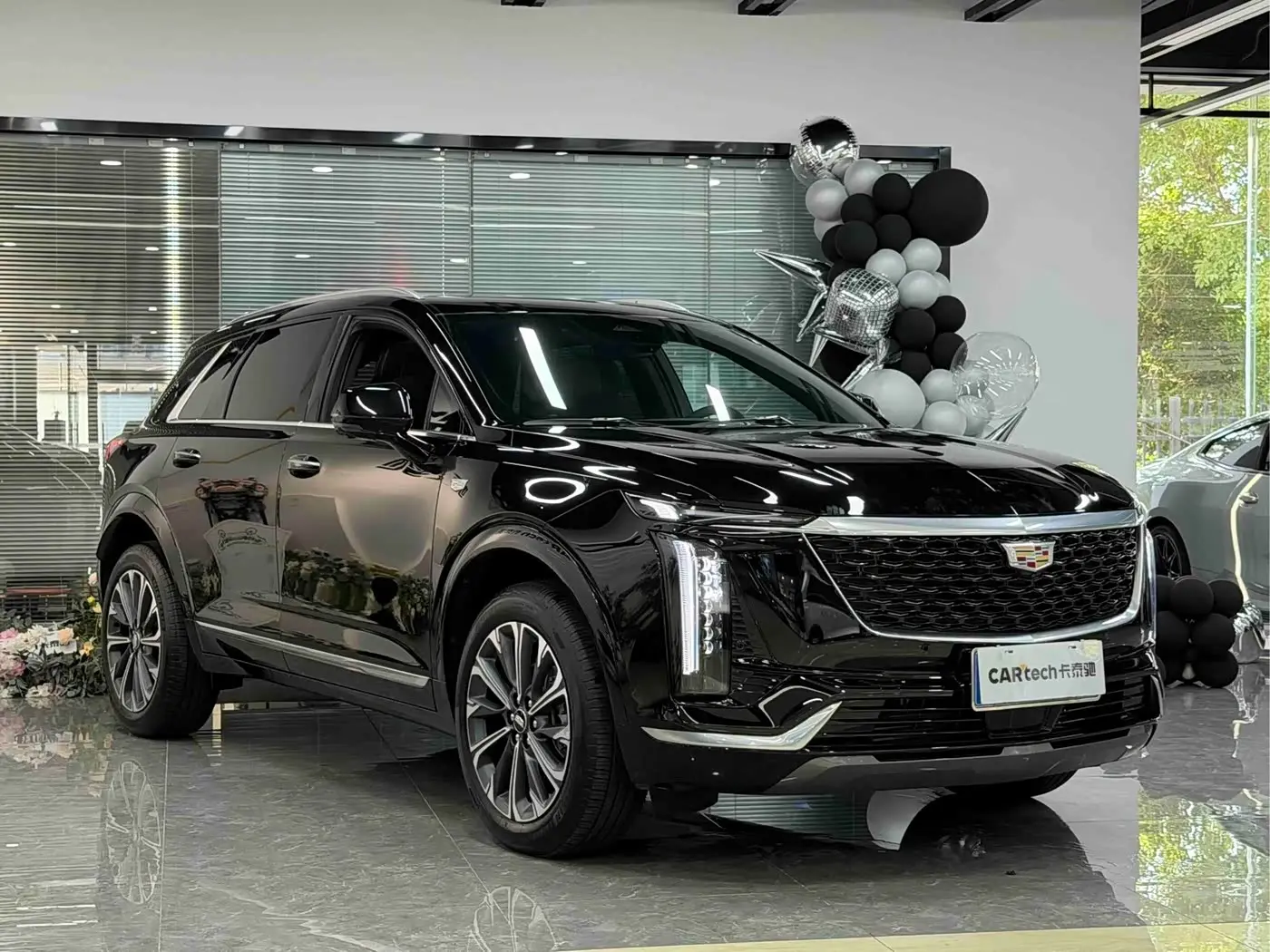 Cadillac XT5 2026 — Фото 3/14