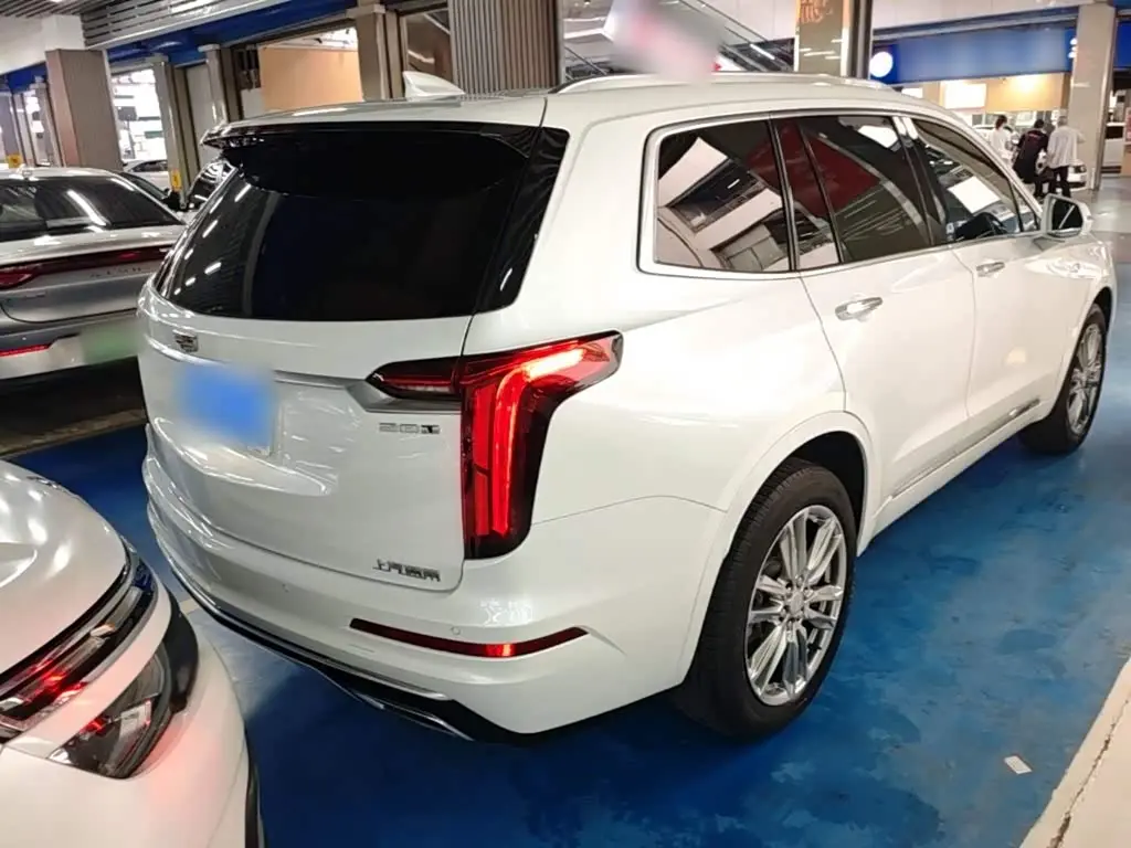 Cadillac XT6 2021 — Фото 7/20