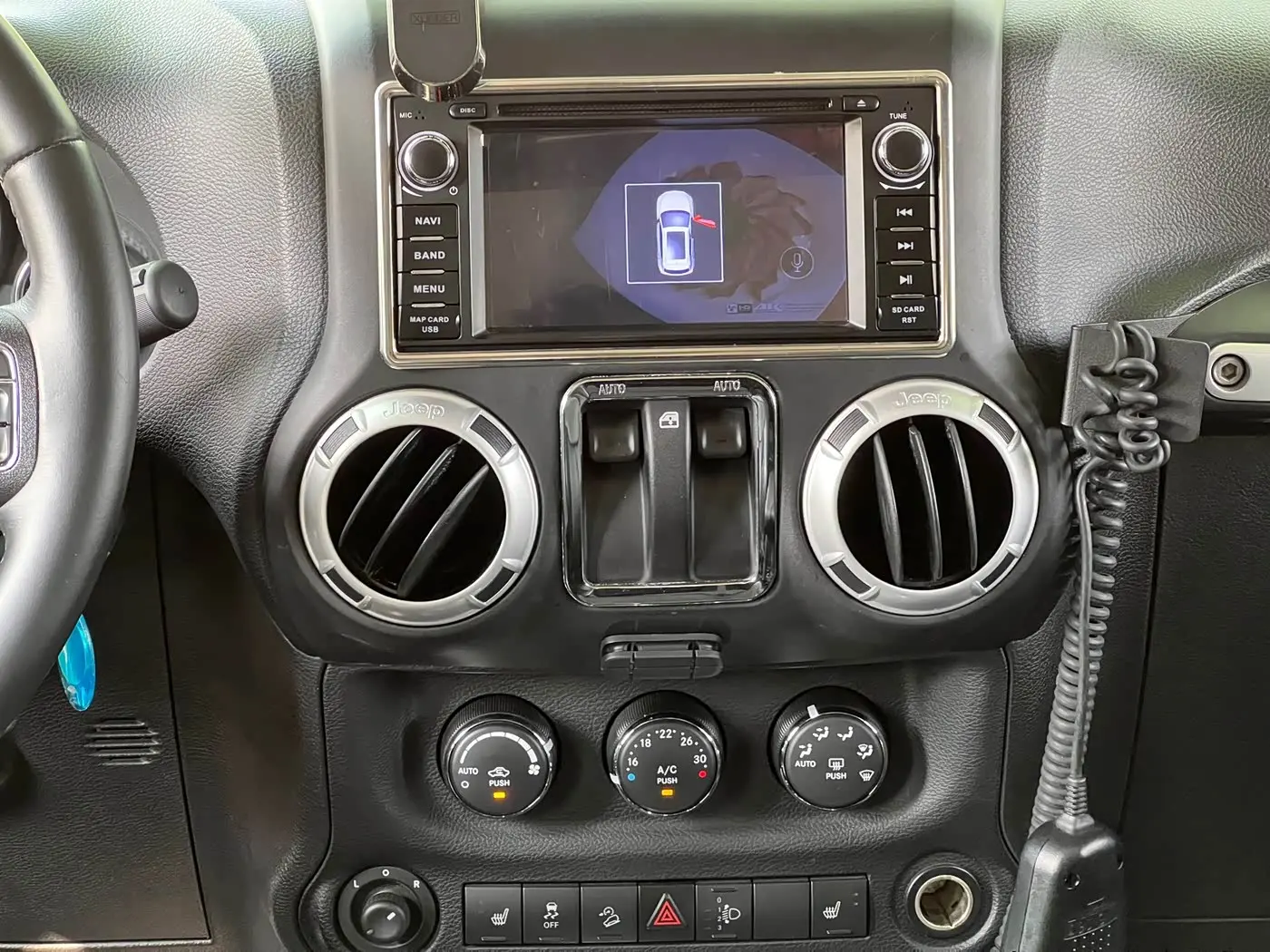 Jeep Wrangler 2015 — Photo 19/20