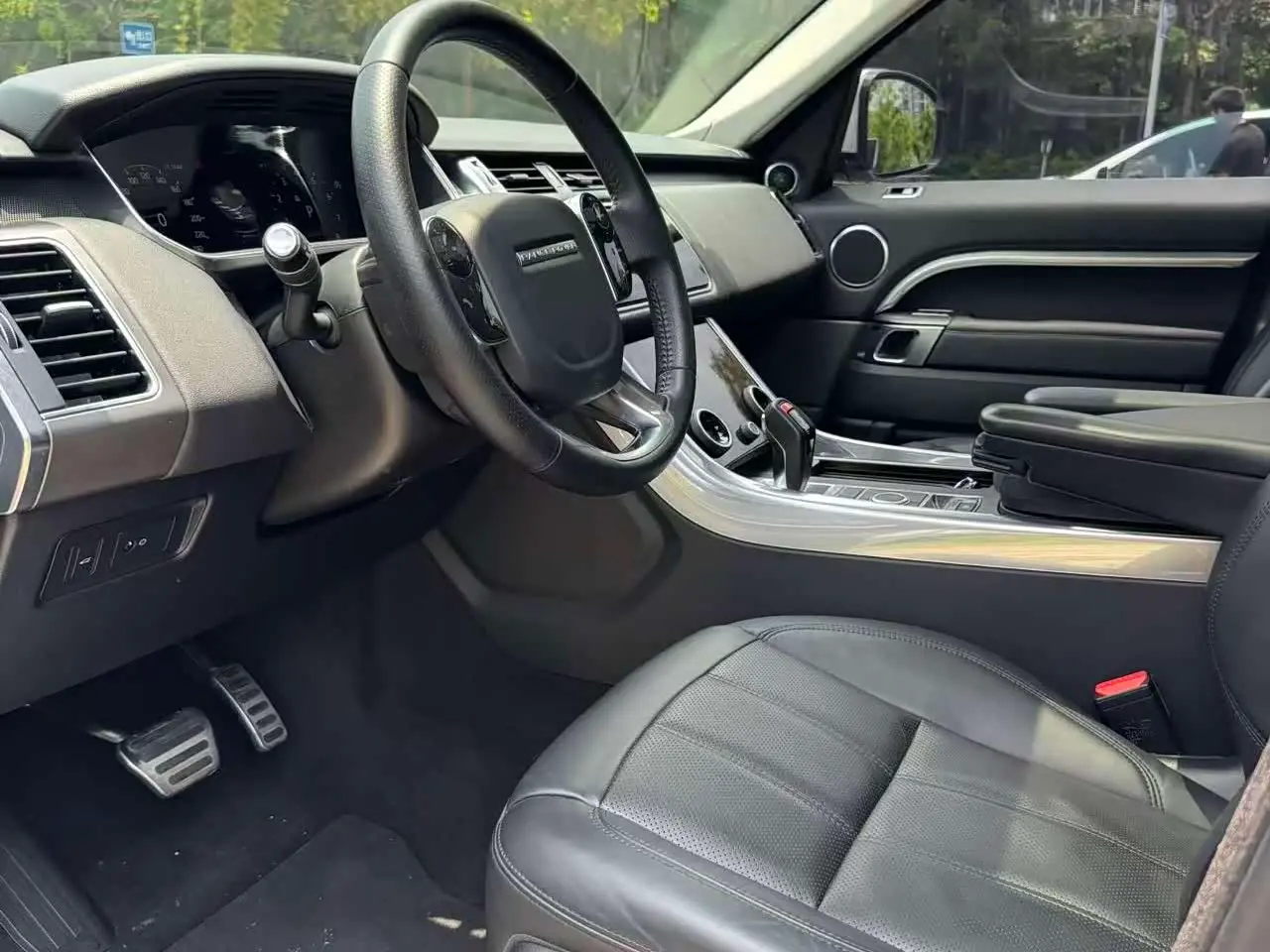 Land Rover Range Rover Sport 2019 — Photo 4/15
