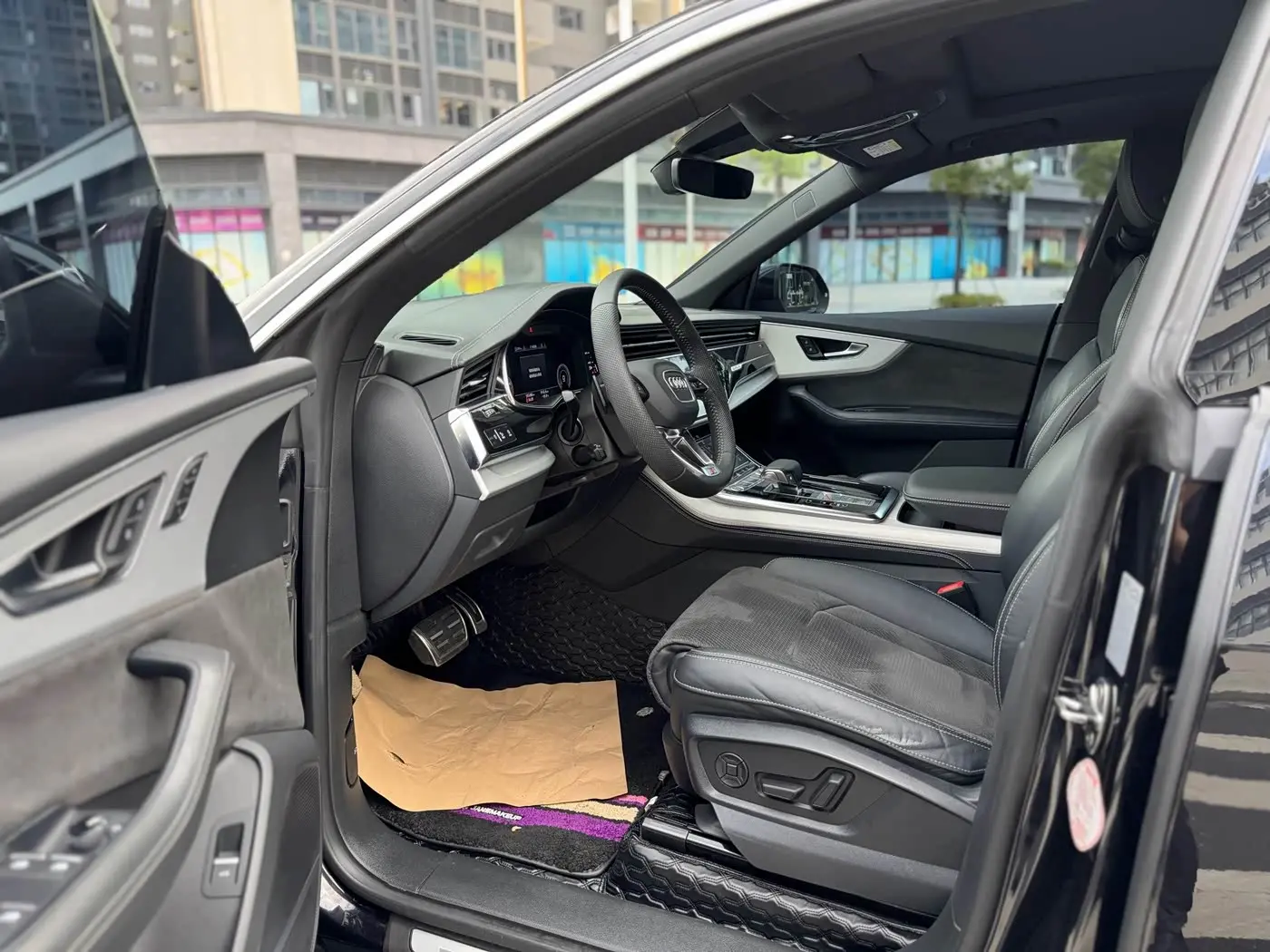 Audi Q8 2020 — Şəkil 4/9