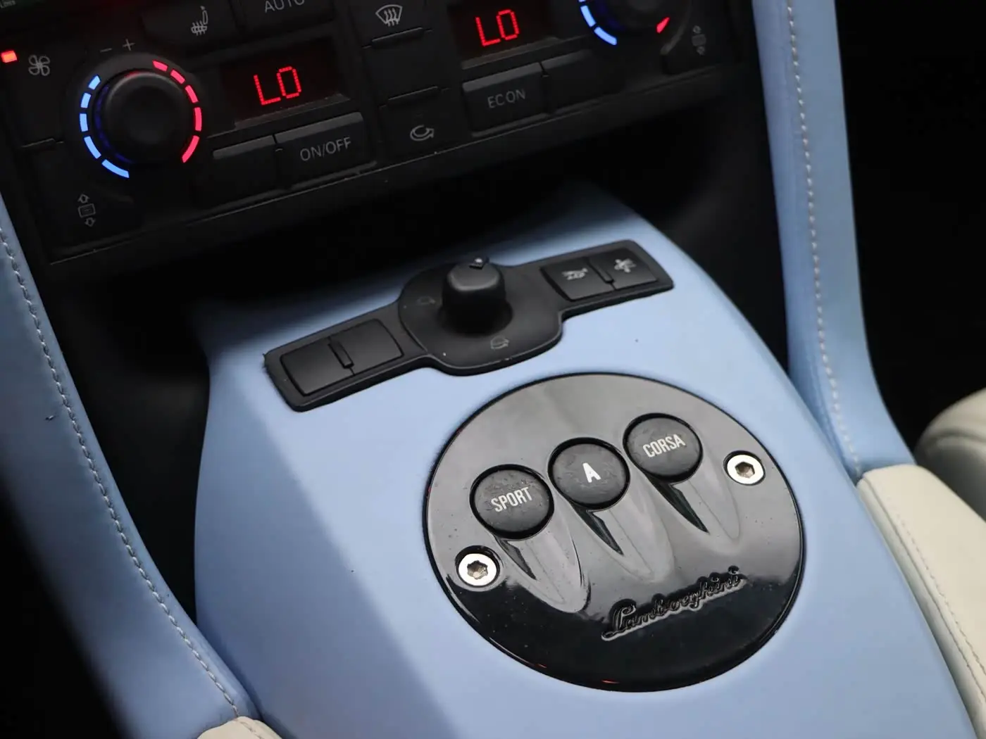 Lamborghini Gallardo 2012 — Şəkil 19/20