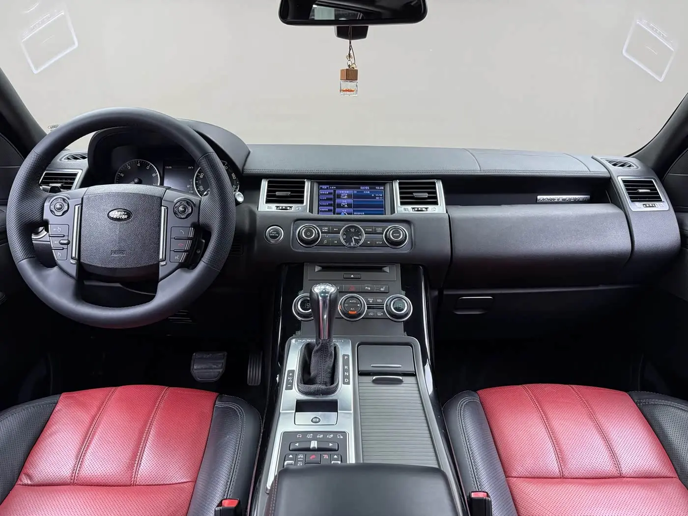Land Rover Range Rover Sport 2012 — Photo 8/18