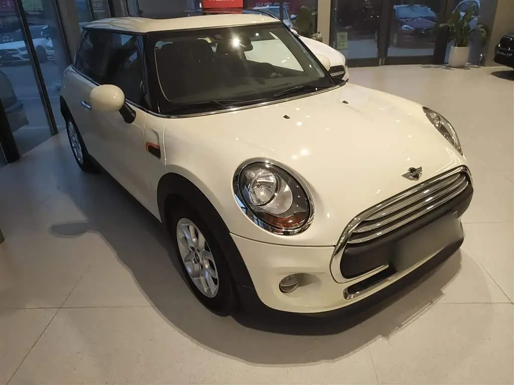 MINI MINI 2018 — Photo 4/20