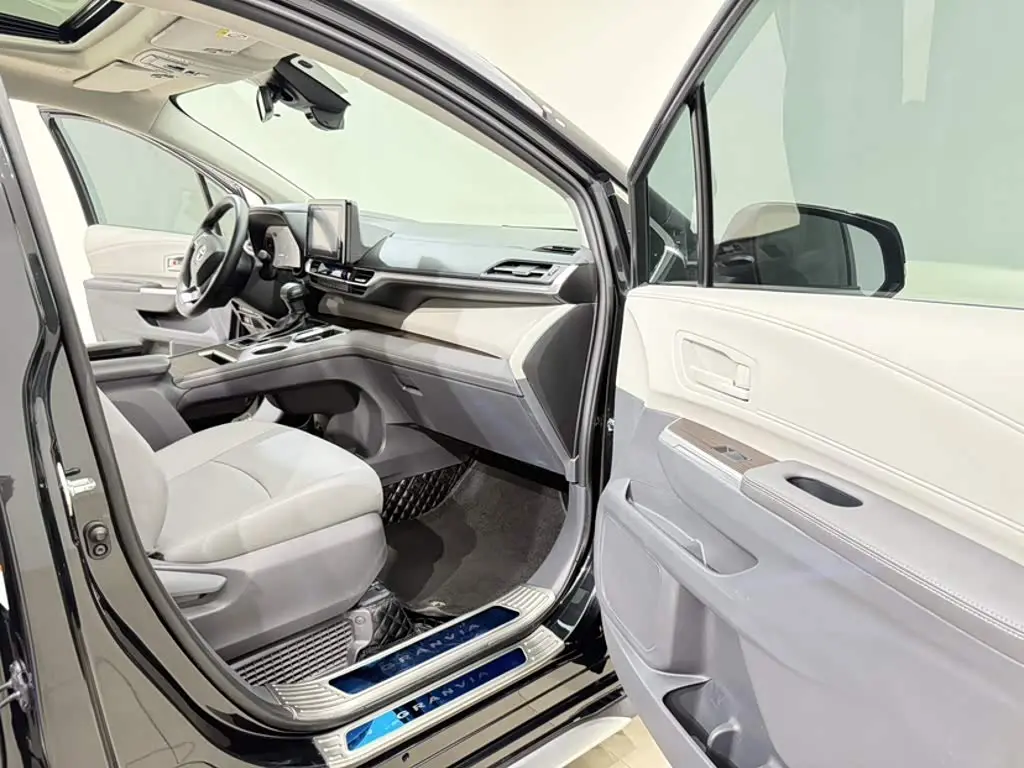 Toyota Granvia 2024 — Şəkil 4/20