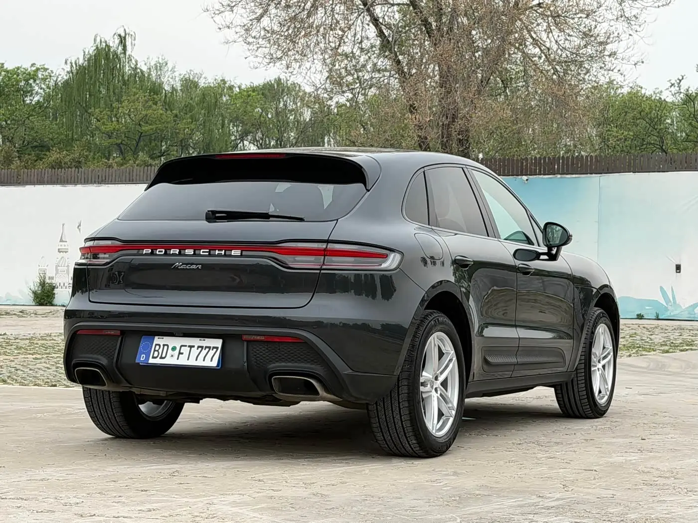 Porsche Macan 2024 — Photo 8/20