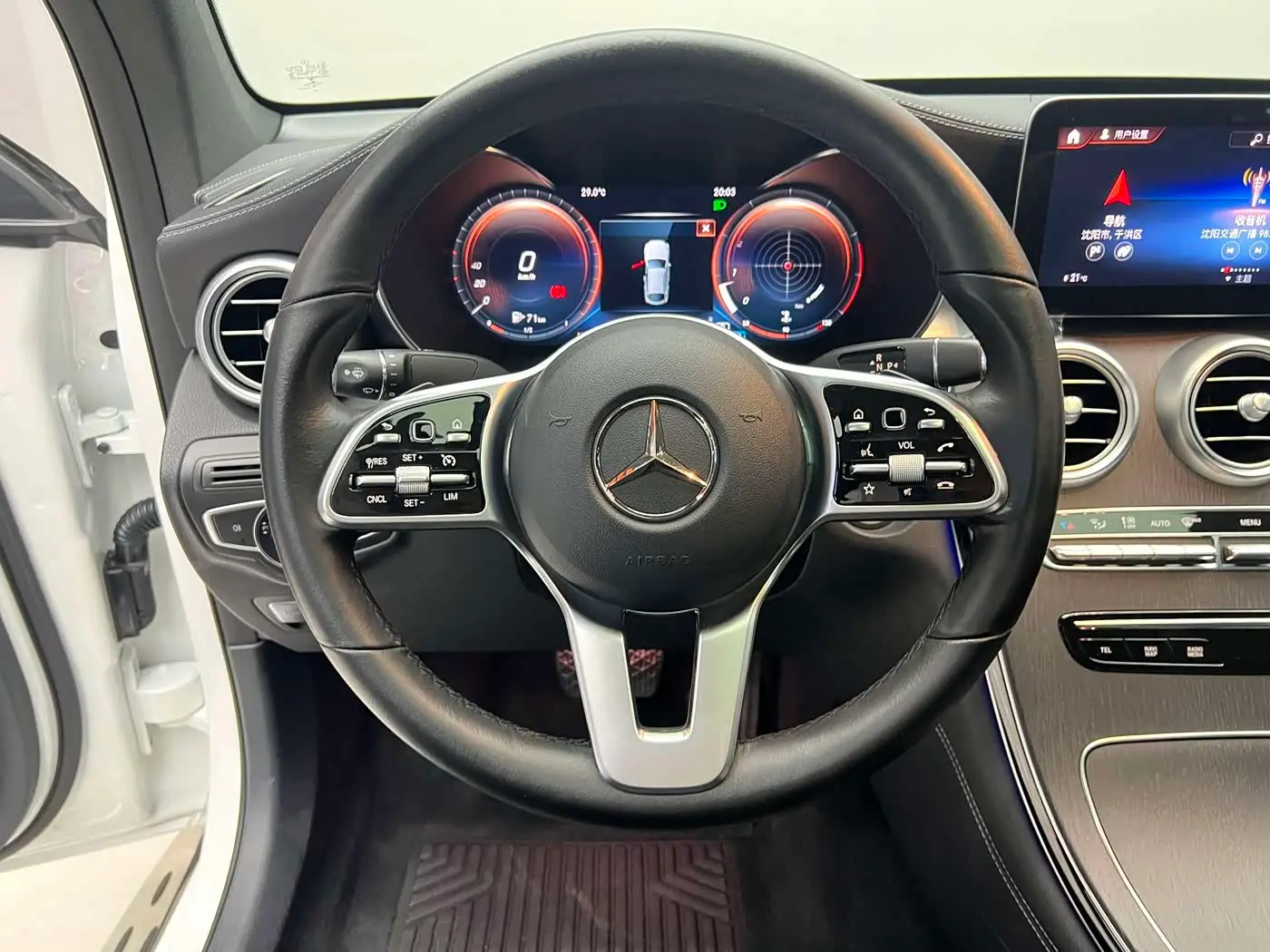 Mercedes-Benz GLC Coupe 2021 — Photo 11/16