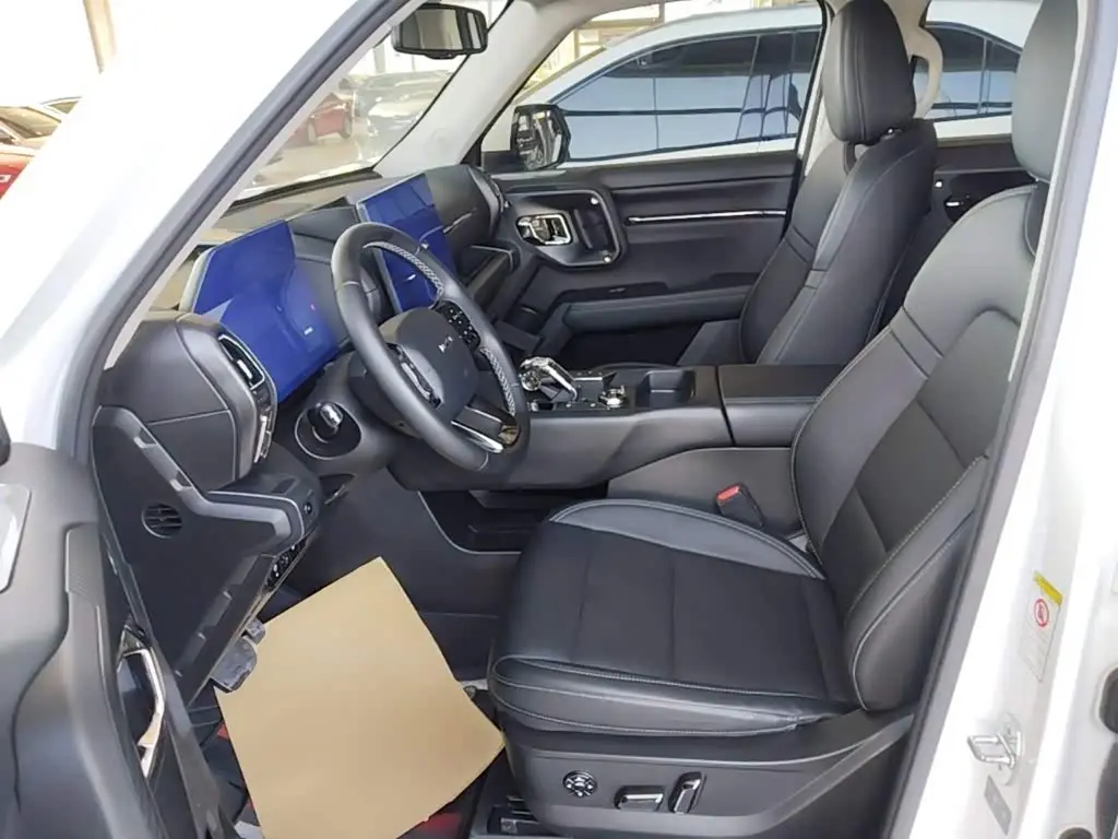 Haval Second-Generation Big Dog New Energy 2023 — Фото 15/20