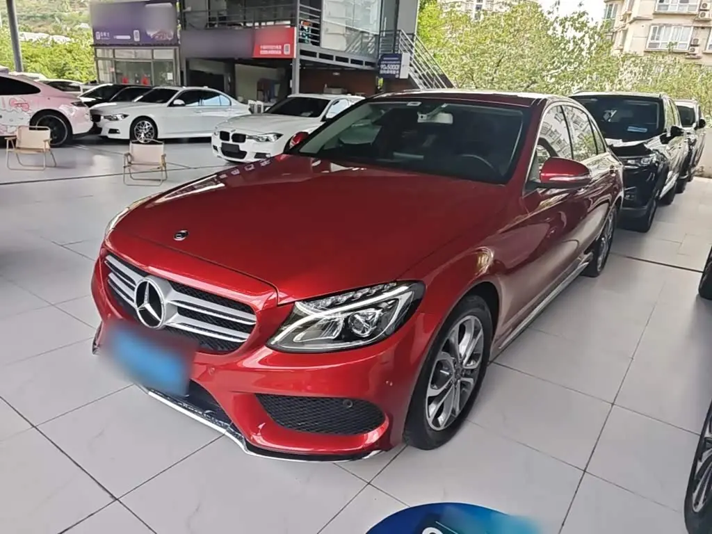Mercedes-Benz C-Class 2018 — Photo 2/20