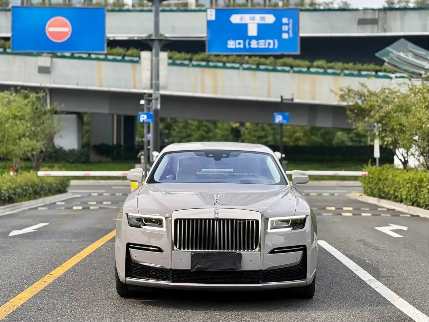 Rolls-Royce Ghost, 2022