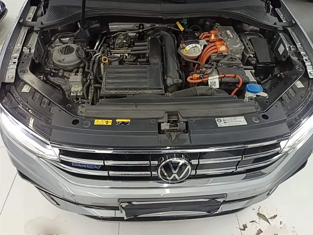 Volkswagen Tiguan L PHEV 2022 — Фото 20/20