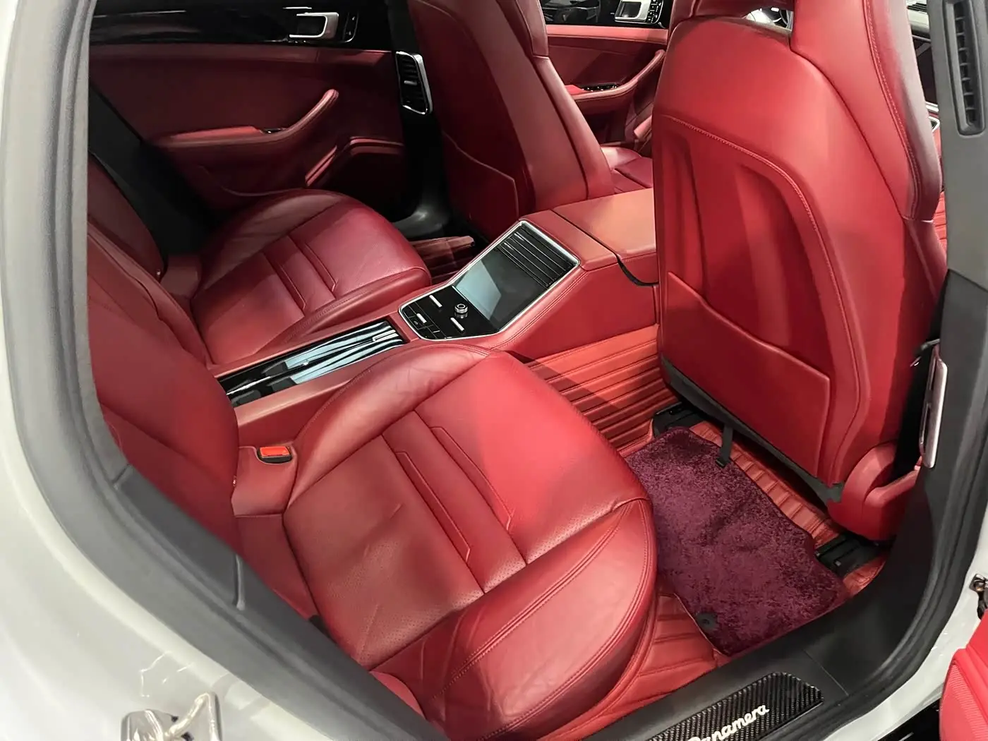 Porsche Panamera 2018 — Фото 10/18
