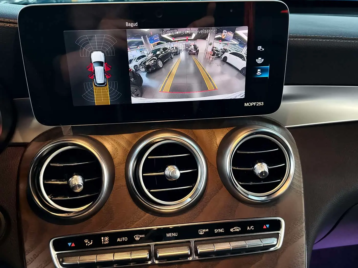 Mercedes-Benz GLC 2019 — Şəkil 20/20