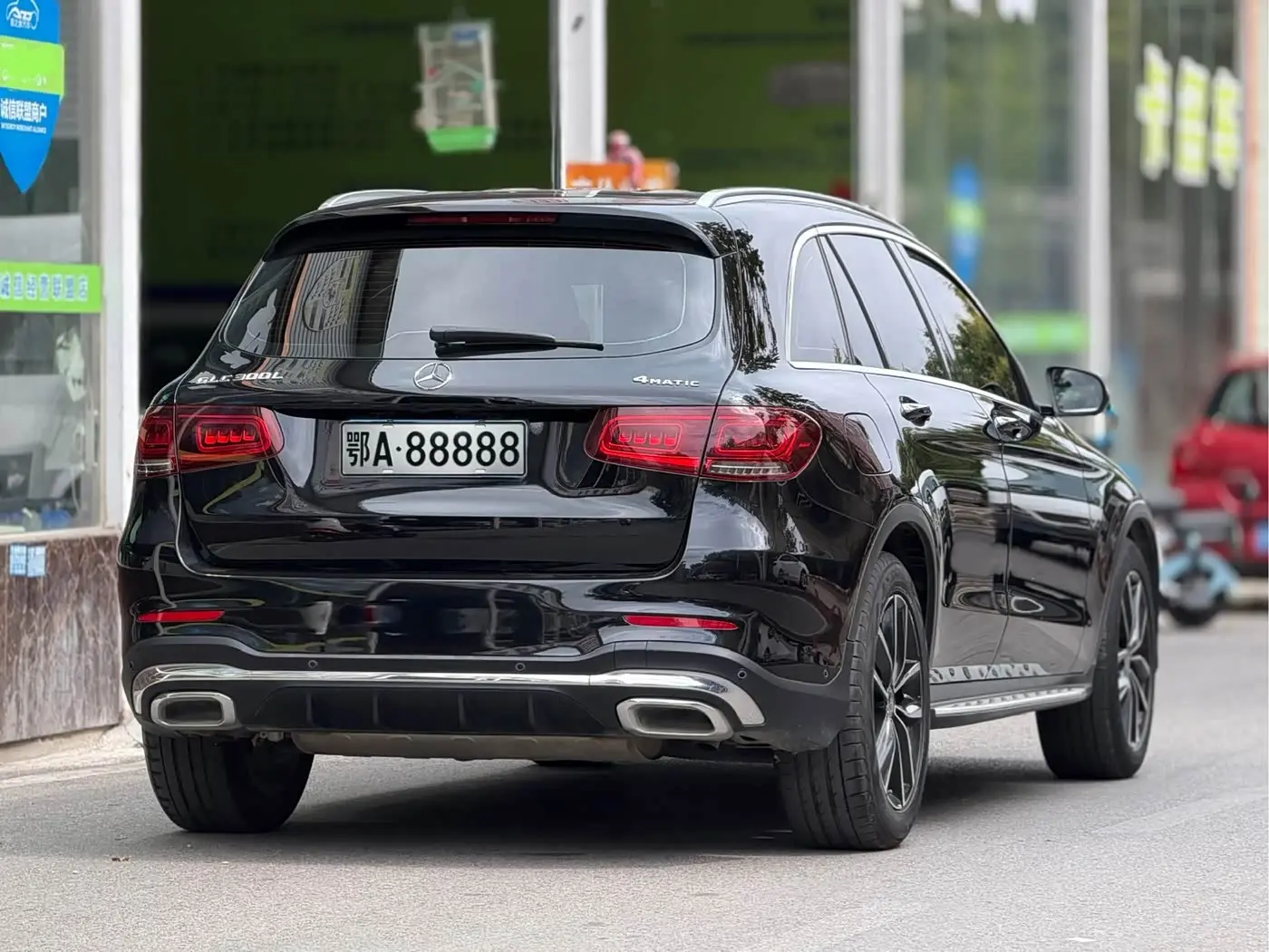 Mercedes-Benz GLC 2020 — Фото 6/18