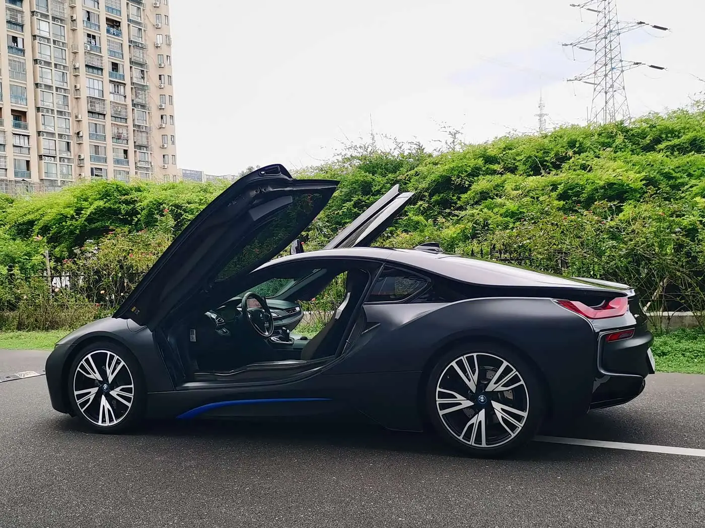 BMW i8 2018 — Photo 11/20