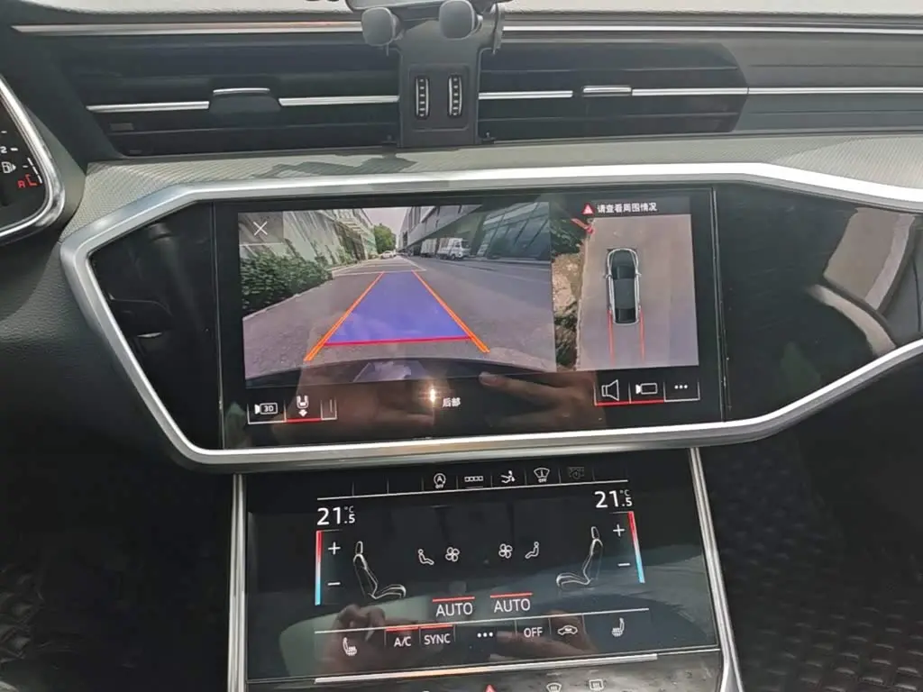 Audi A7 2022 — Şəkil 13/20