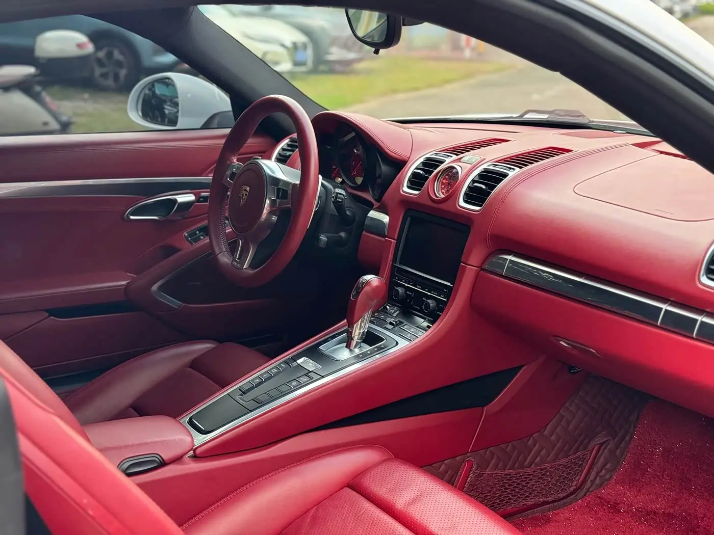 Porsche Cayman 2014 — Photo 13/15