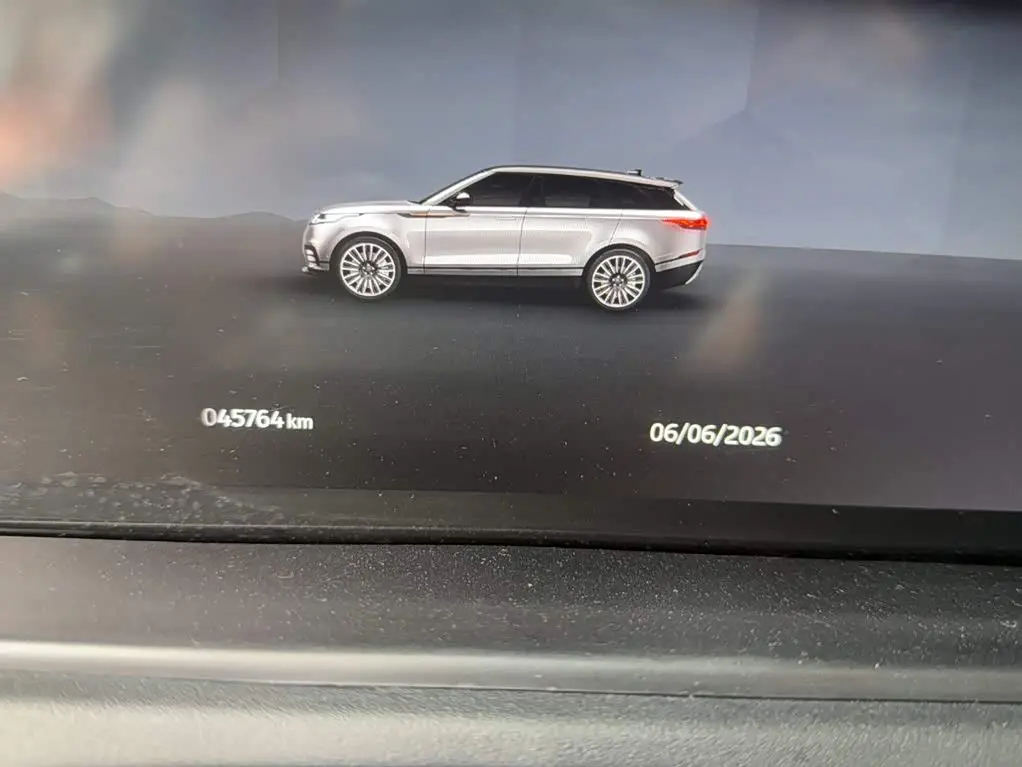Land Rover Range Rover Velar 2024 — Photo 11/11
