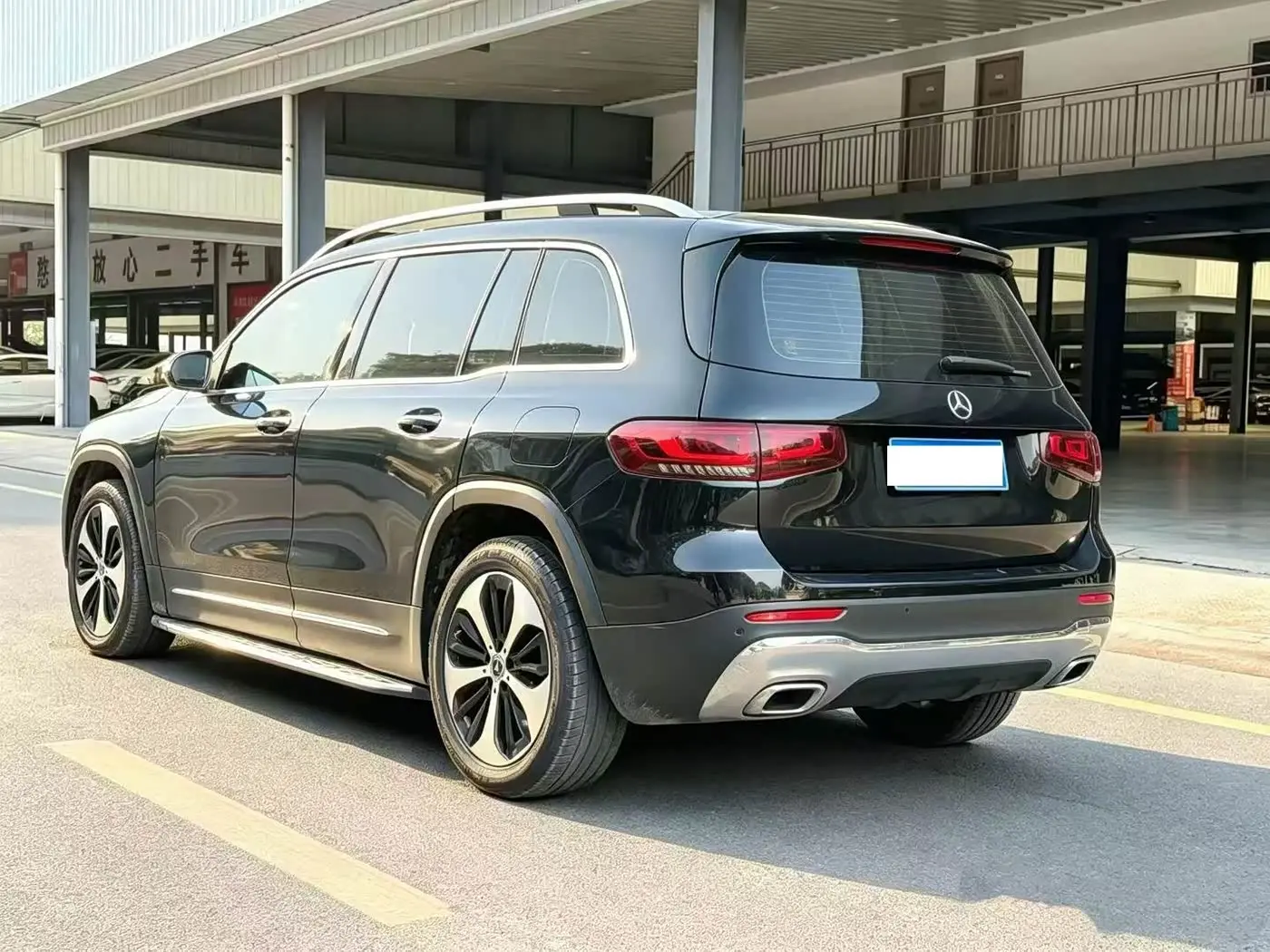 Mercedes-Benz GLB 2021 — Фото 7/9